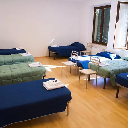 Hostel Oh! Outdoor San Lorenzo (Macerata)